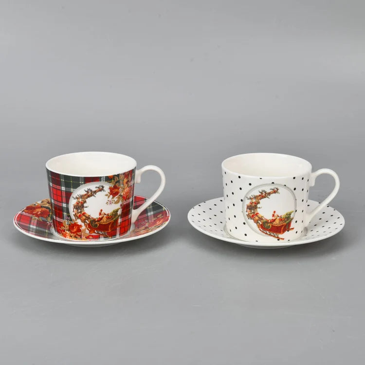 Tasses et soucoupes du service de Noël MAGUY 14